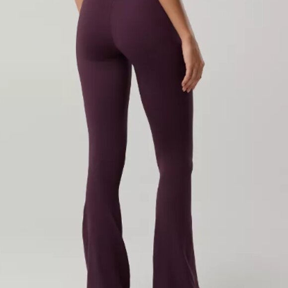 NWOT OFFLINE By Aerie Real Me High Waisted Crossover Flare Legging - Medium - Picture 3 of 8